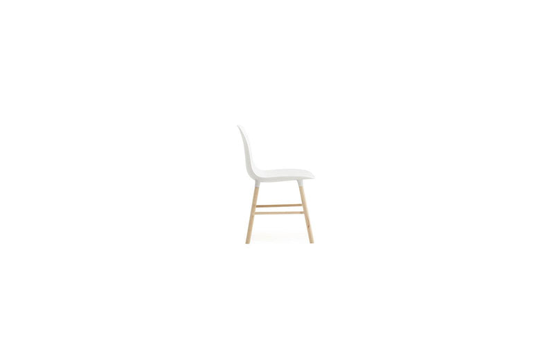 Form Chair Miniature | black or white
