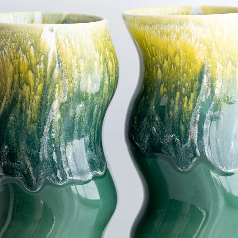 Hana Vase Wave - Banana Leaf