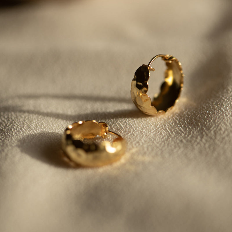 Ma Belle gold earrings – - Main Image