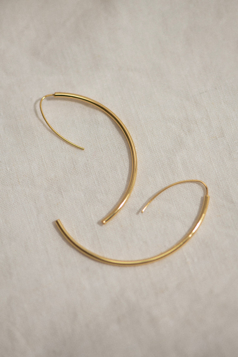 Dancing Queen gold earrings