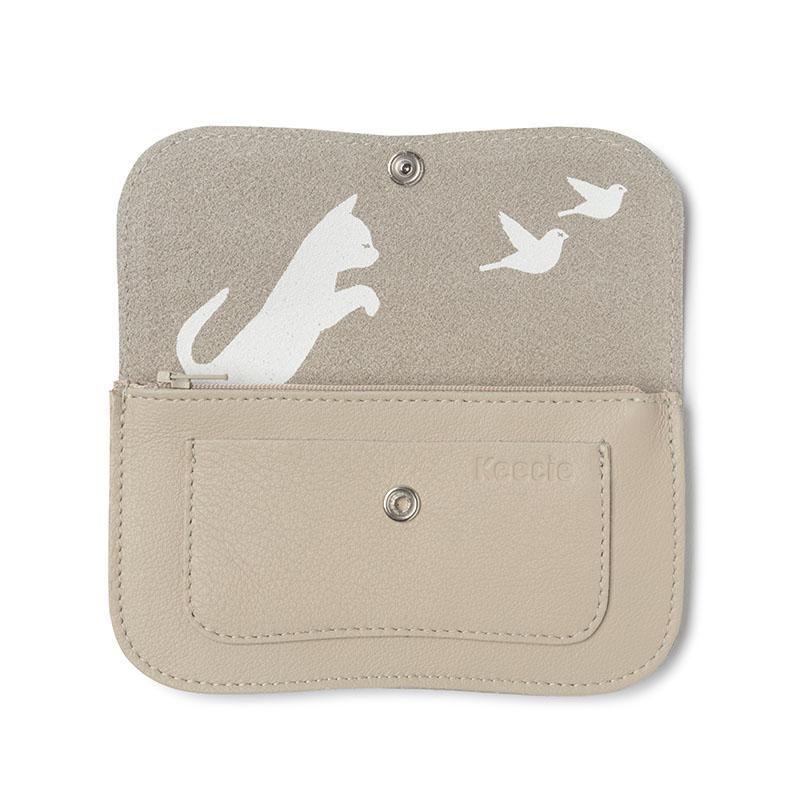 Cat chase wallet medium, Cement