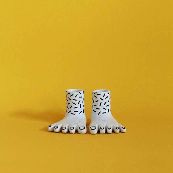 Pair of feet candleholder